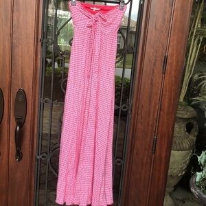 Victoria’s Secret pink/wht diamond maxi dress
